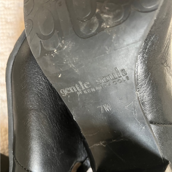 Gentle Souls Black Boxford Ankle Boots 7 - Picture 5 of 7